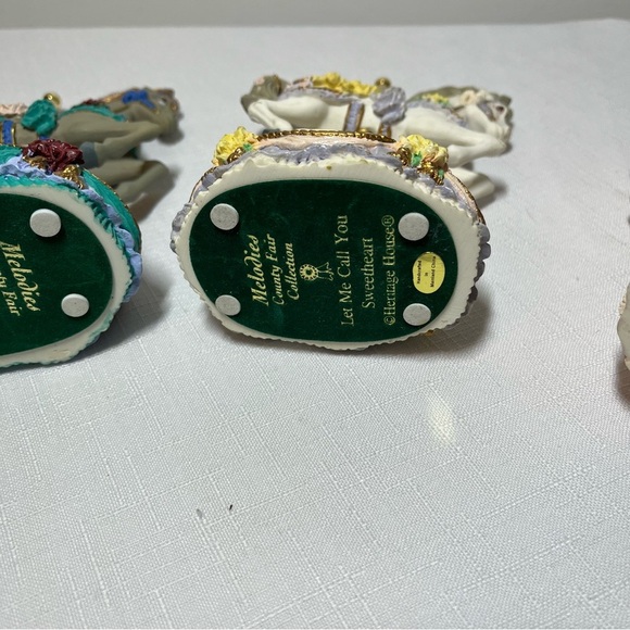 Heritage House Carousel Horse Figurines. Collectible. Vintage - Picture 6 of 7